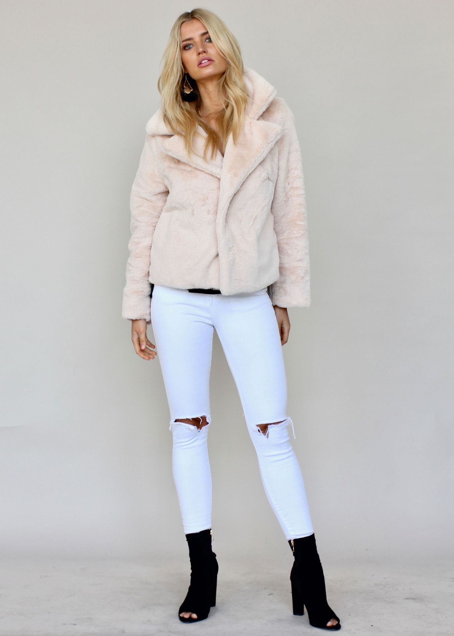 About A Girl Plush Jacket - Blush