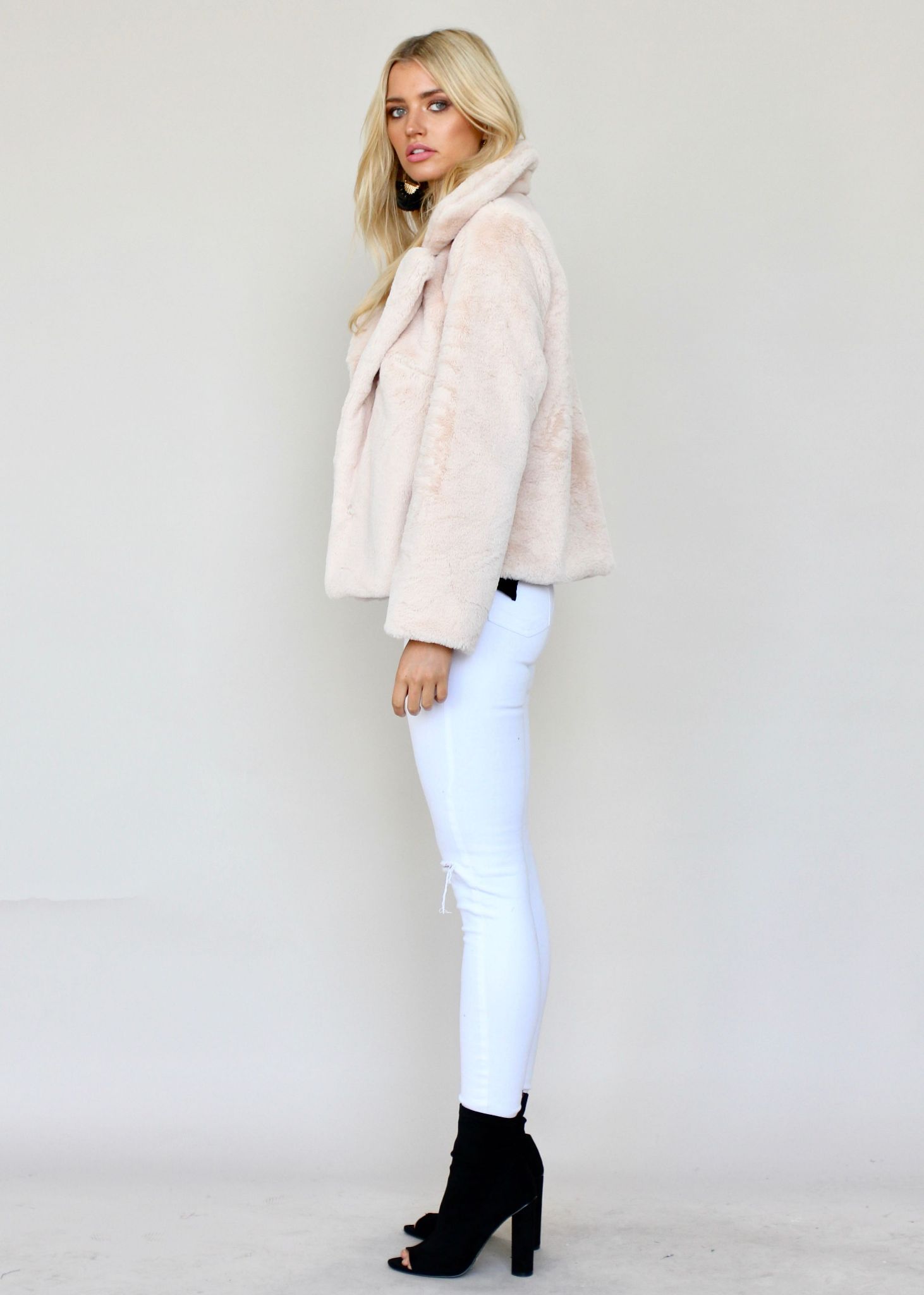 About A Girl Plush Jacket - Blush