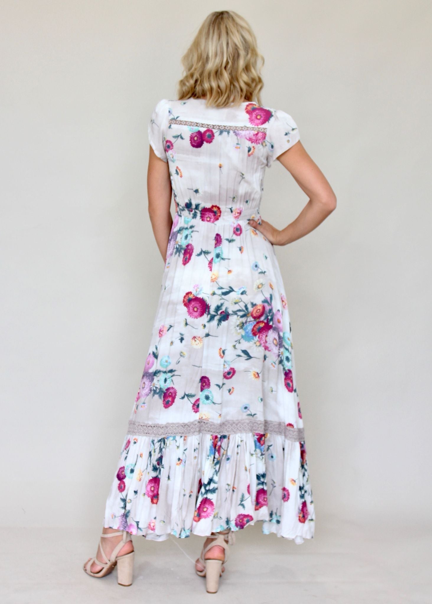 Carmen Maxi Dress - Parisian Escape
