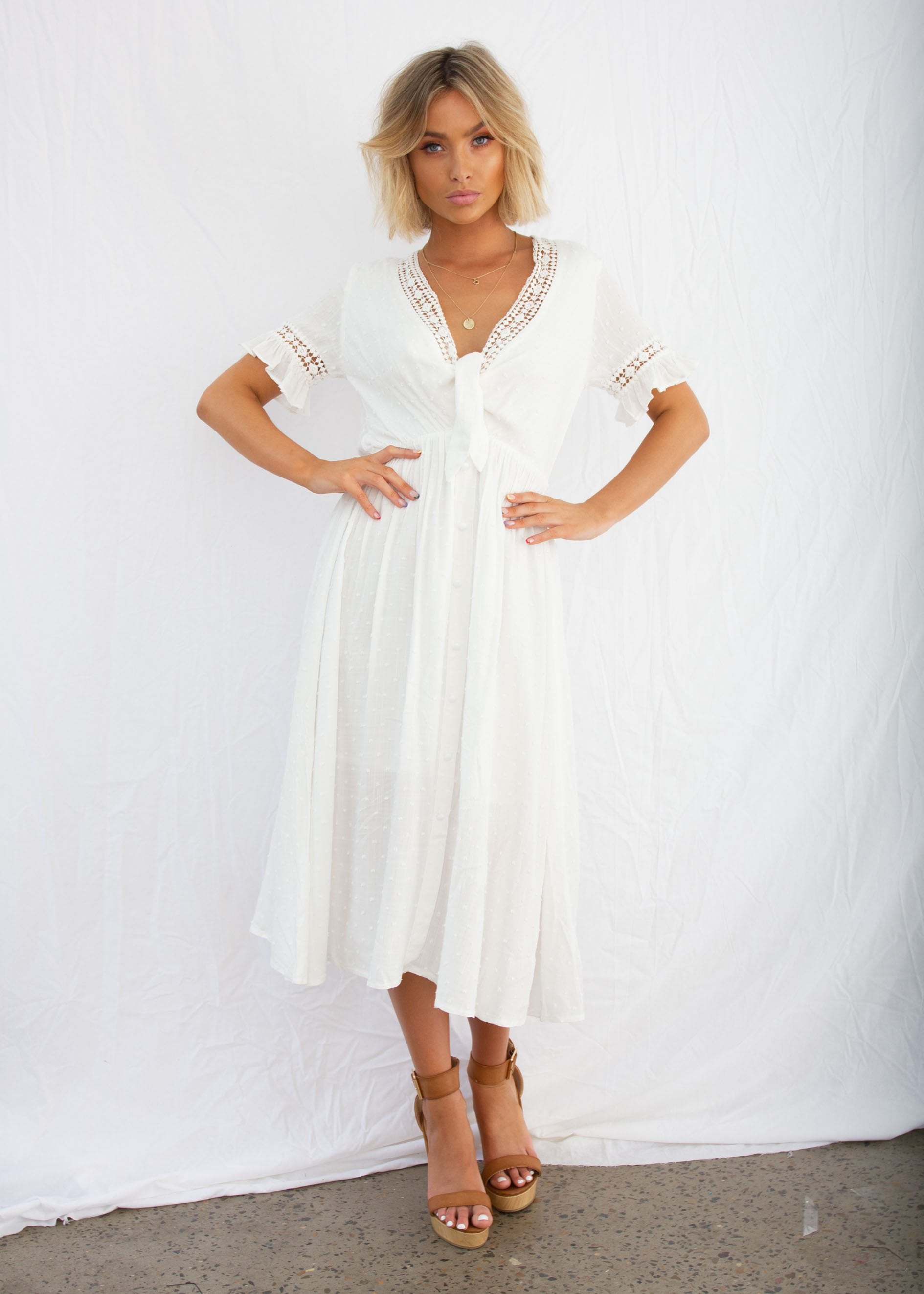 Lovers Kiss Tie Midi Dress - White