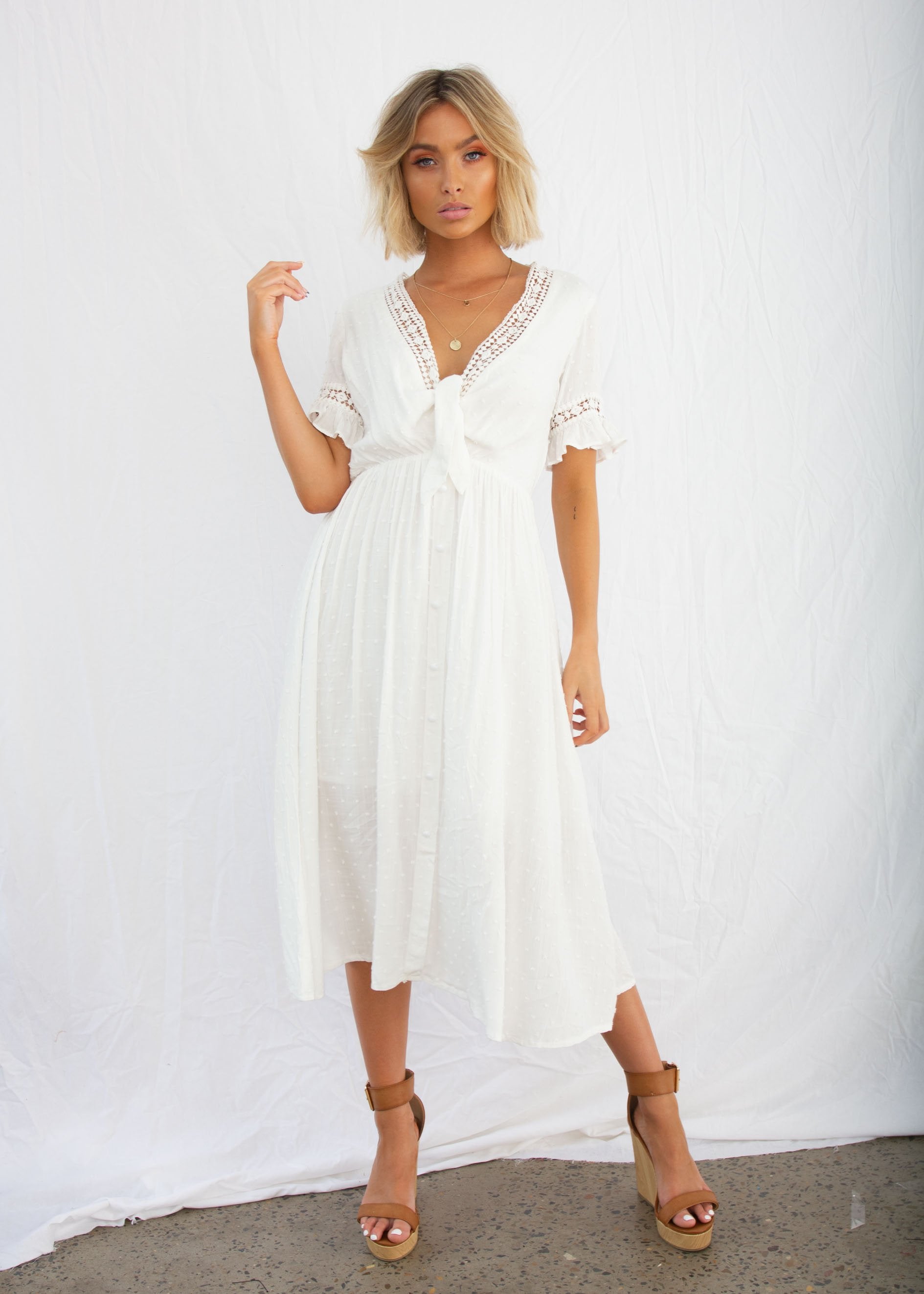 Lovers Kiss Tie Midi Dress - White