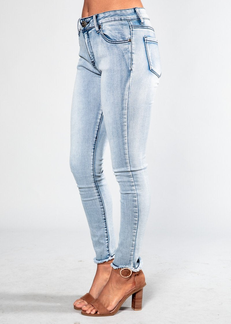 Zalia Mid Rise Jeans - Light Blue