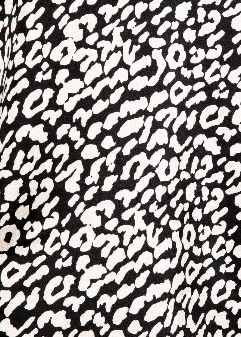 Falling For You Cami - Black/Nude