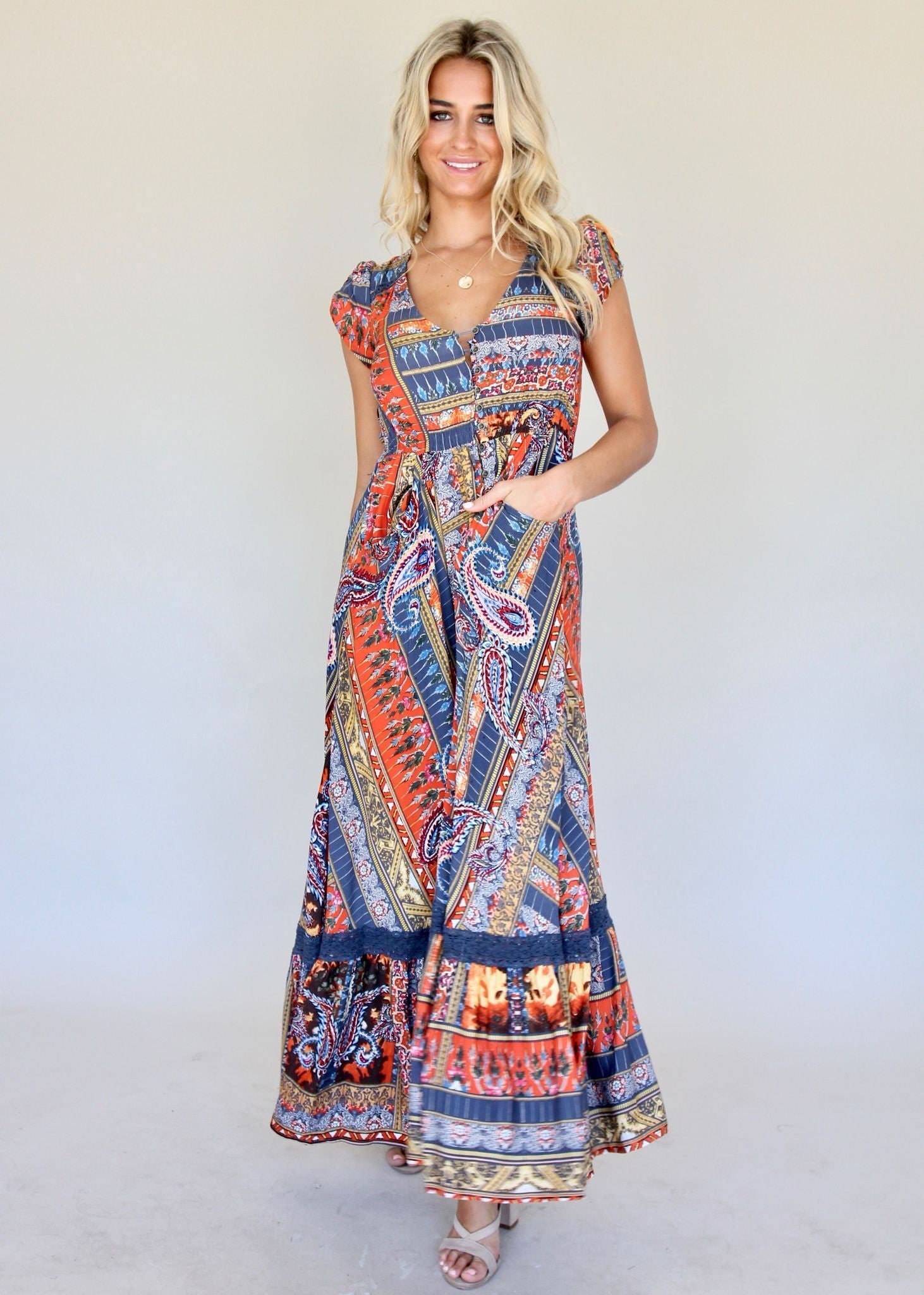 Carmen Maxi Dress - La Dolce Vita