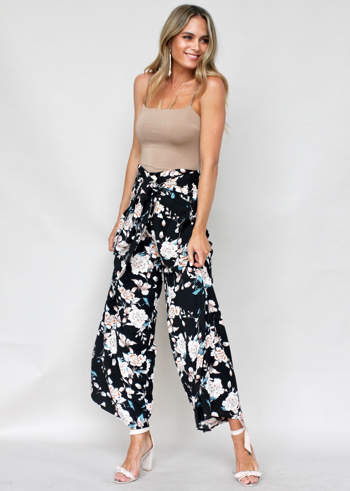 Sanoma Wide Leg Pants - Black Floral