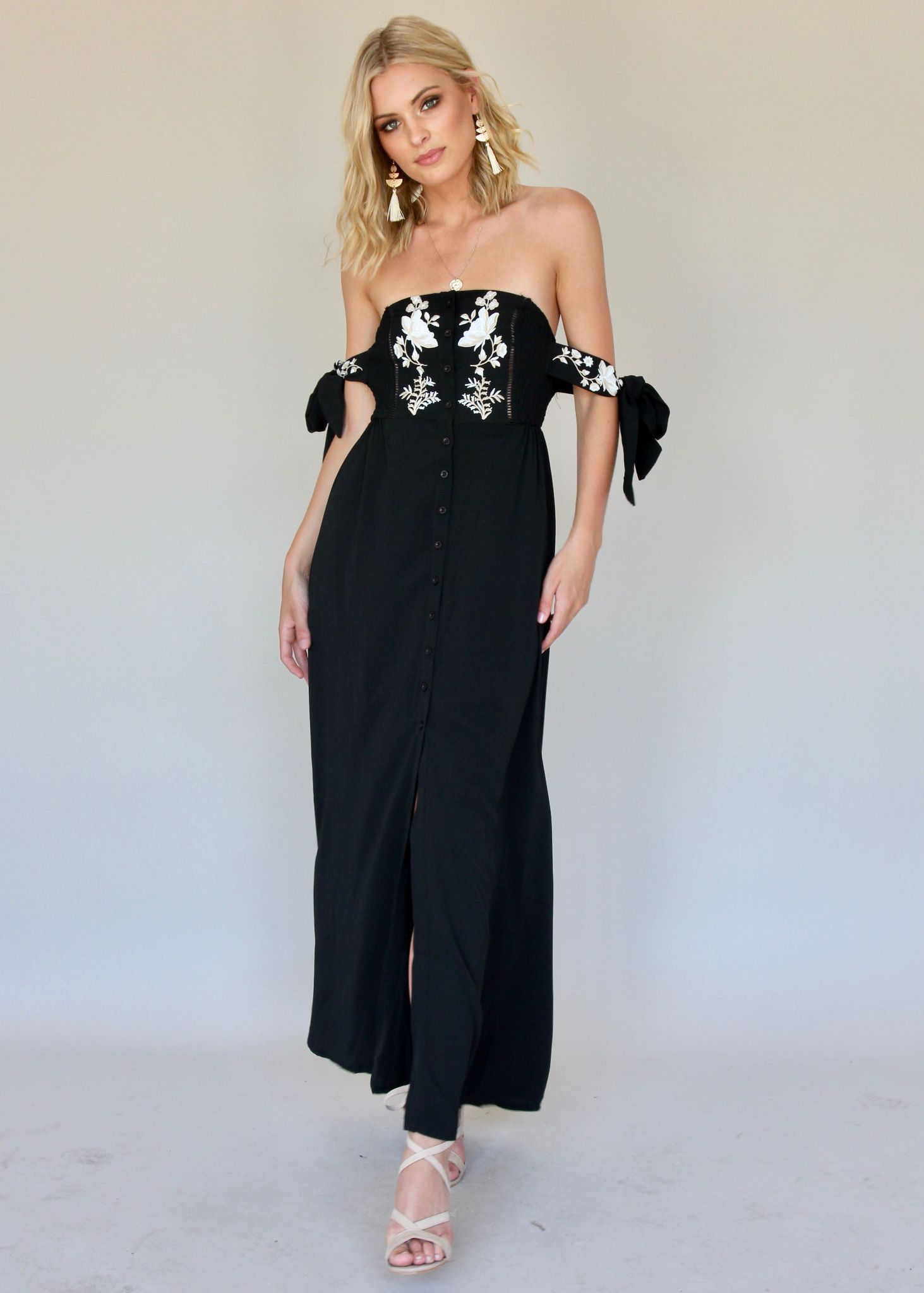 Petal In A Day Maxi Dress - Black