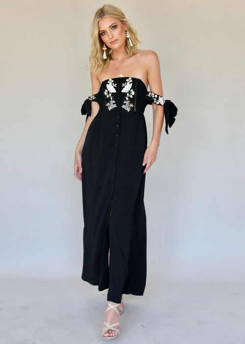 Petal In A Day Maxi Dress - Black