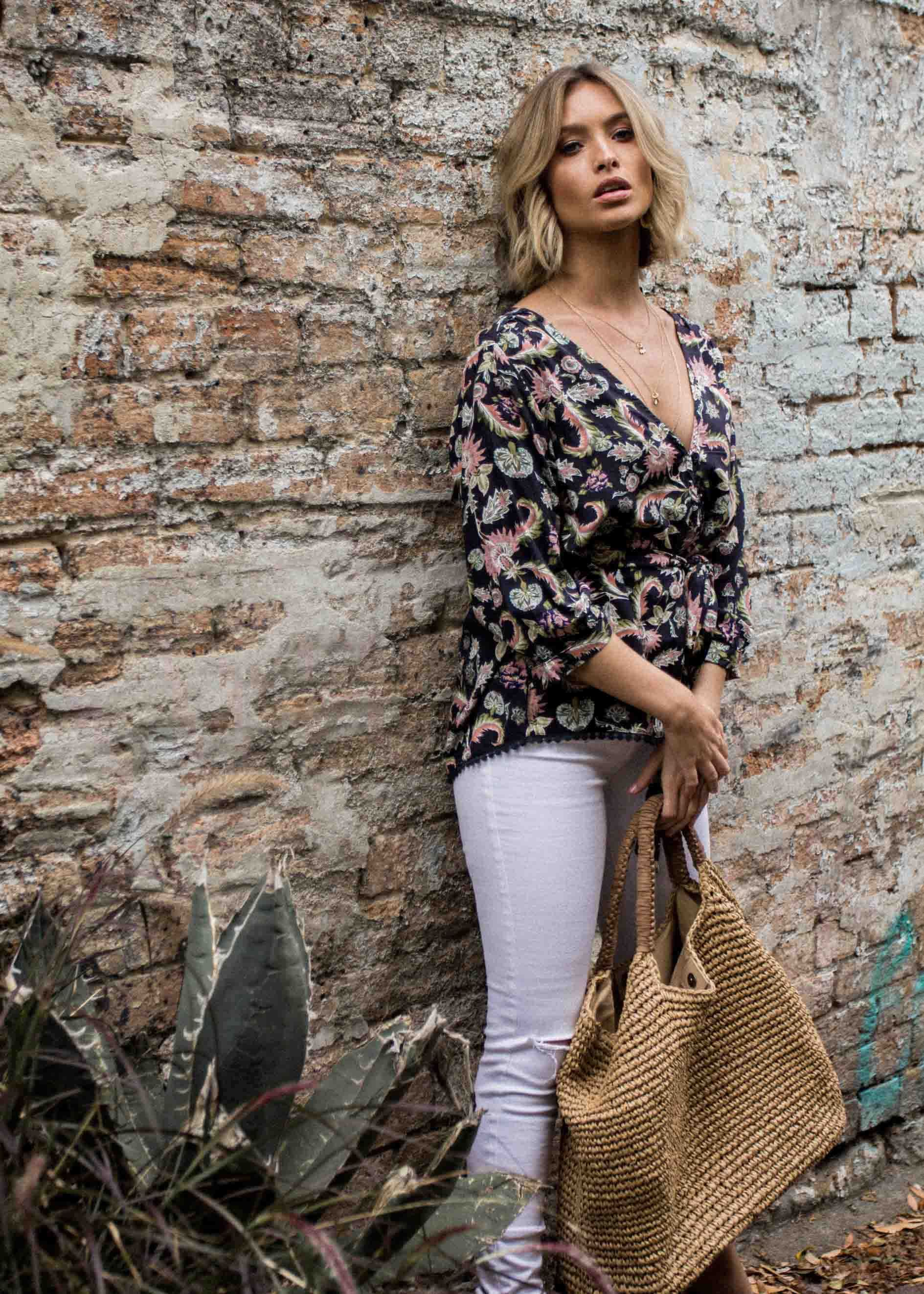 Koi Blouse w/ Tie - Marilia