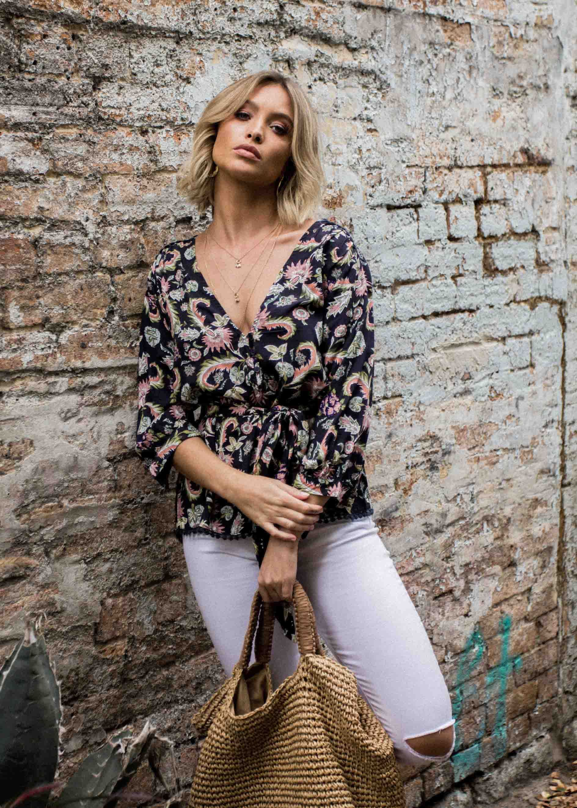 Koi Blouse w/ Tie - Marilia