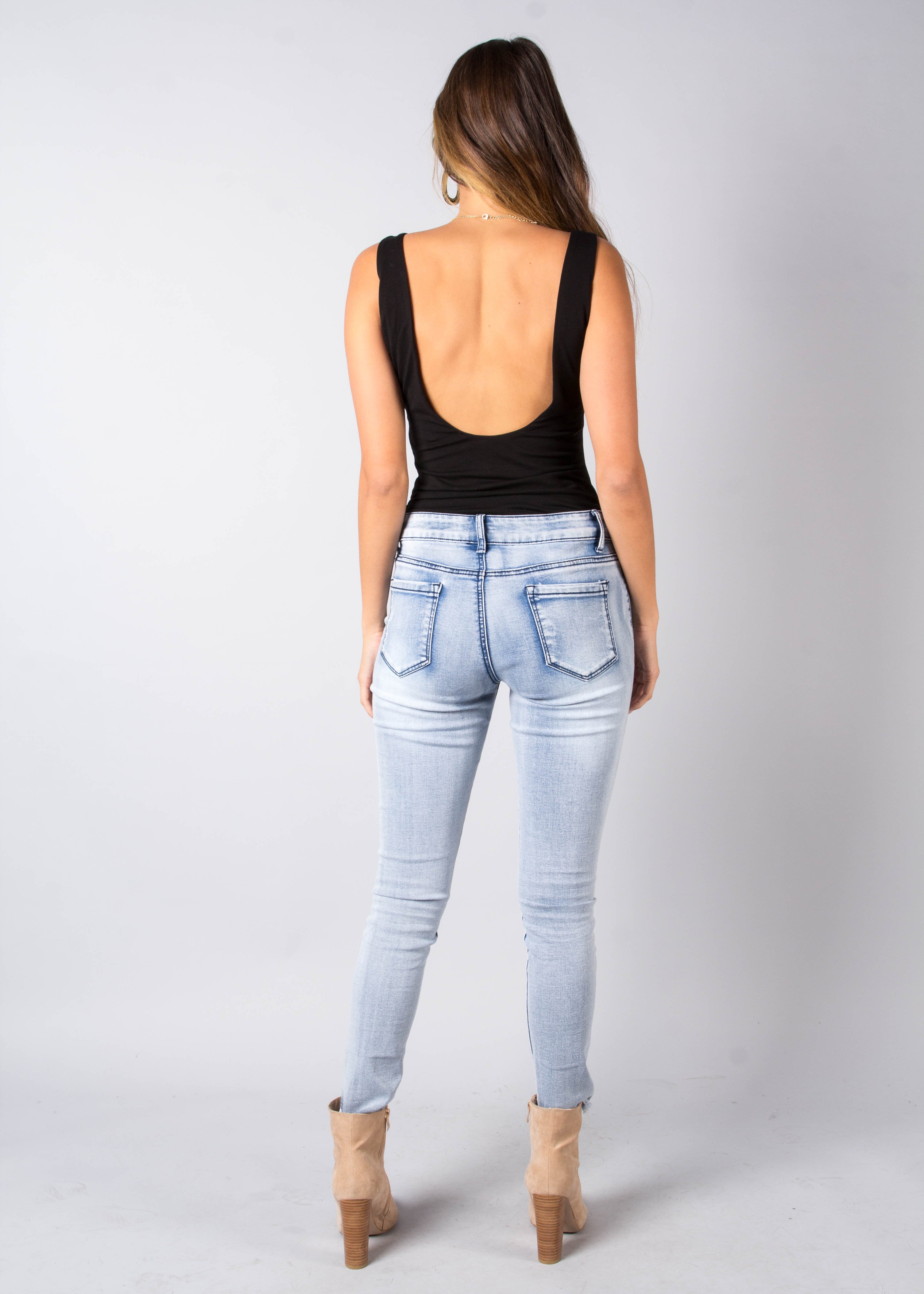 Kiki V-Neck Bodysuit - Black