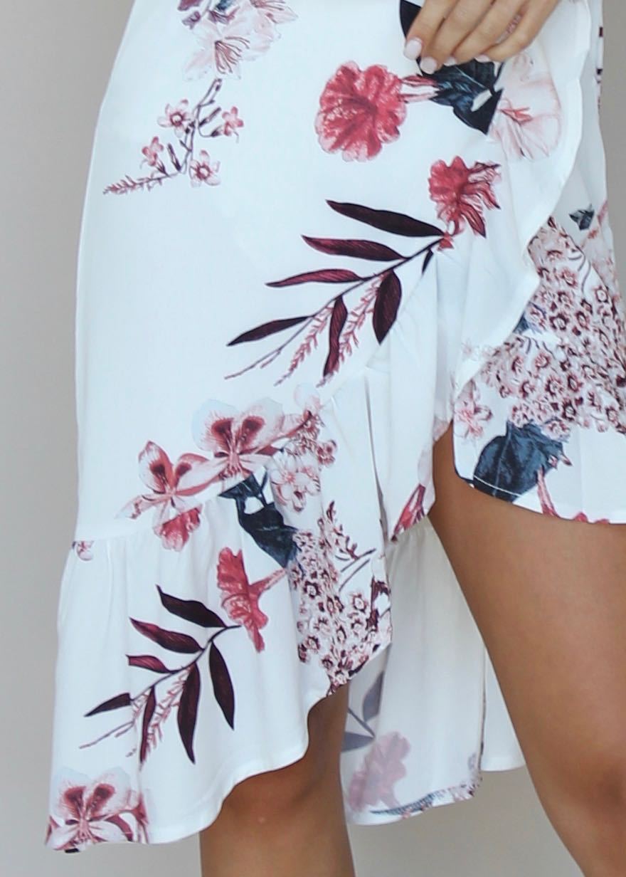 Plain Sight Dress - White Floral