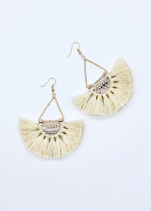 Mona Earrings - Golden