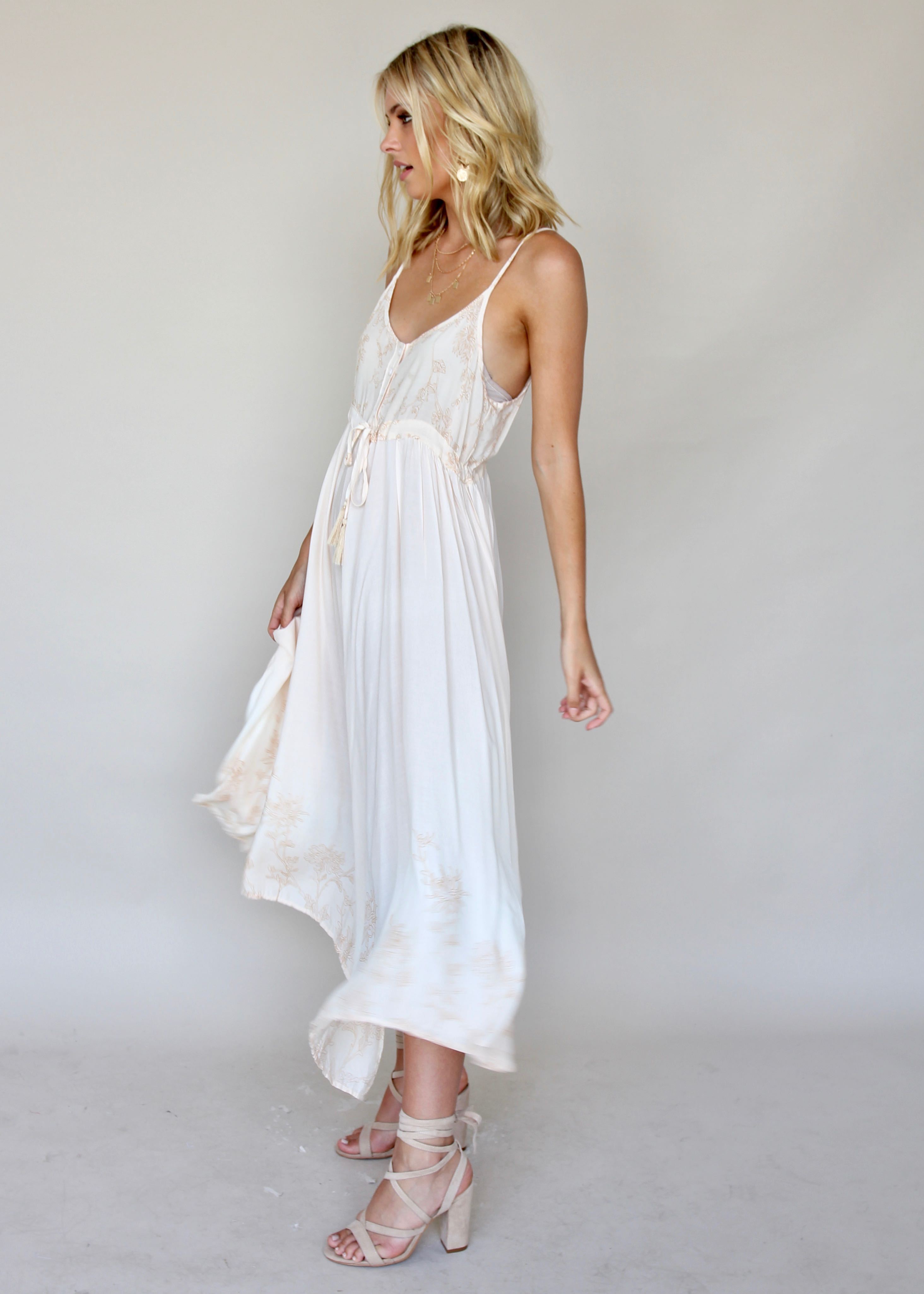 Memories & Dust Maxi Dress - Honey Glow