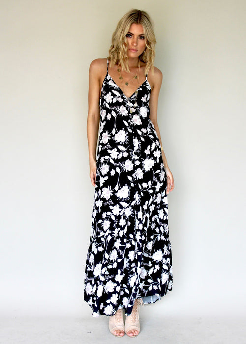 Deep Down Maxi Dress - Gypsy Black