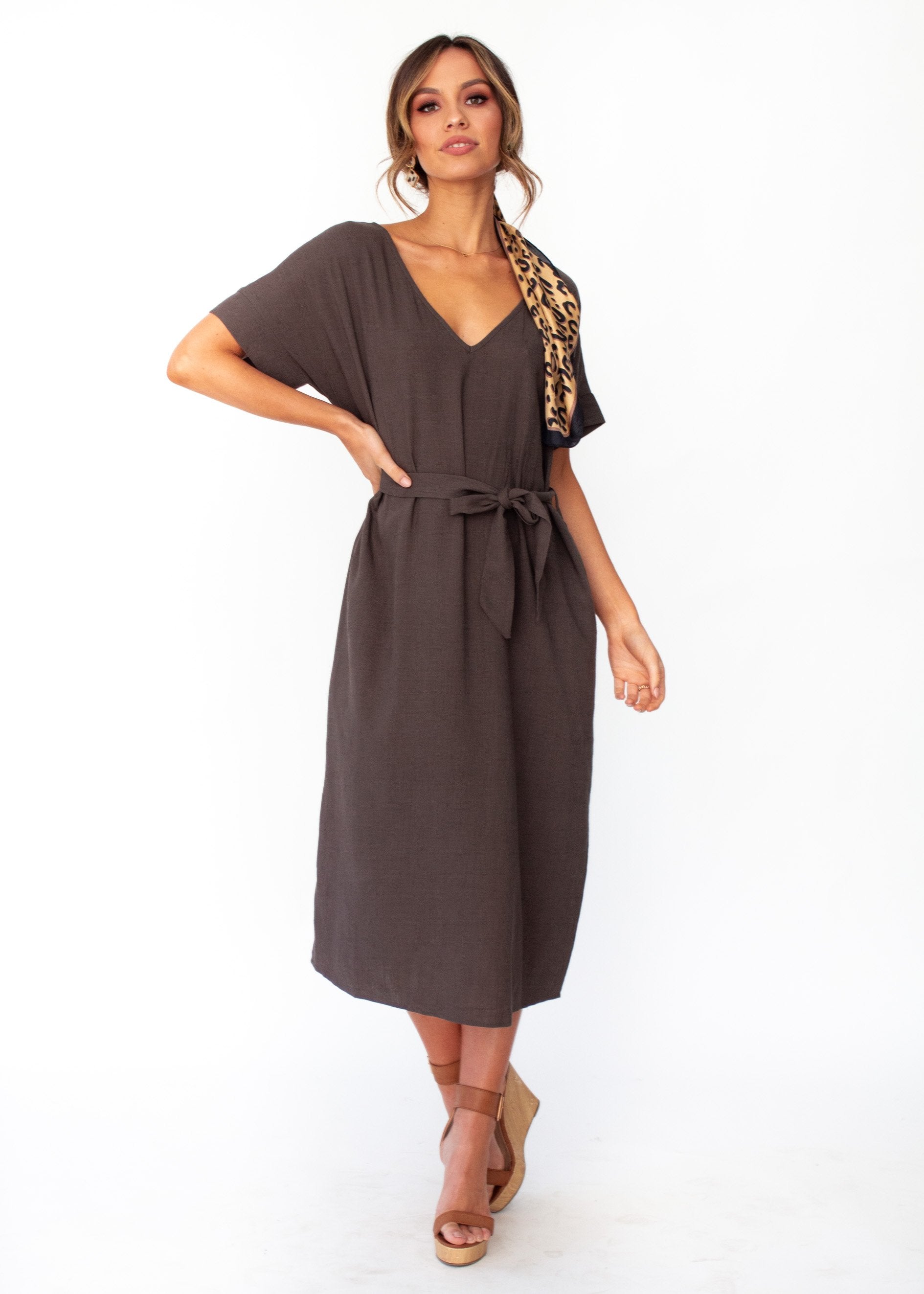 Bayside Linen Midi Dress - Dark Khaki