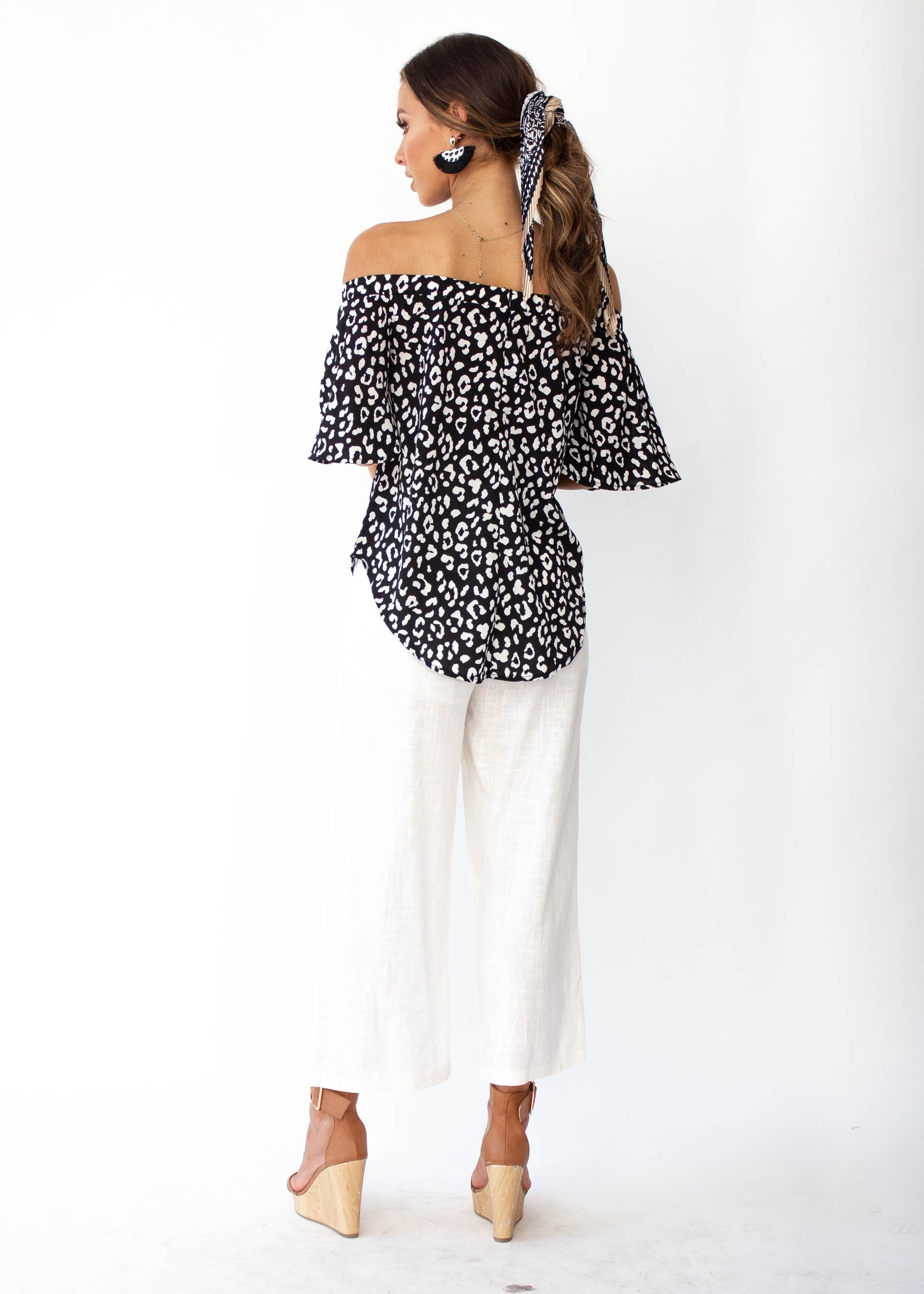 Dare To Try Off Shoulder Top - Black/White