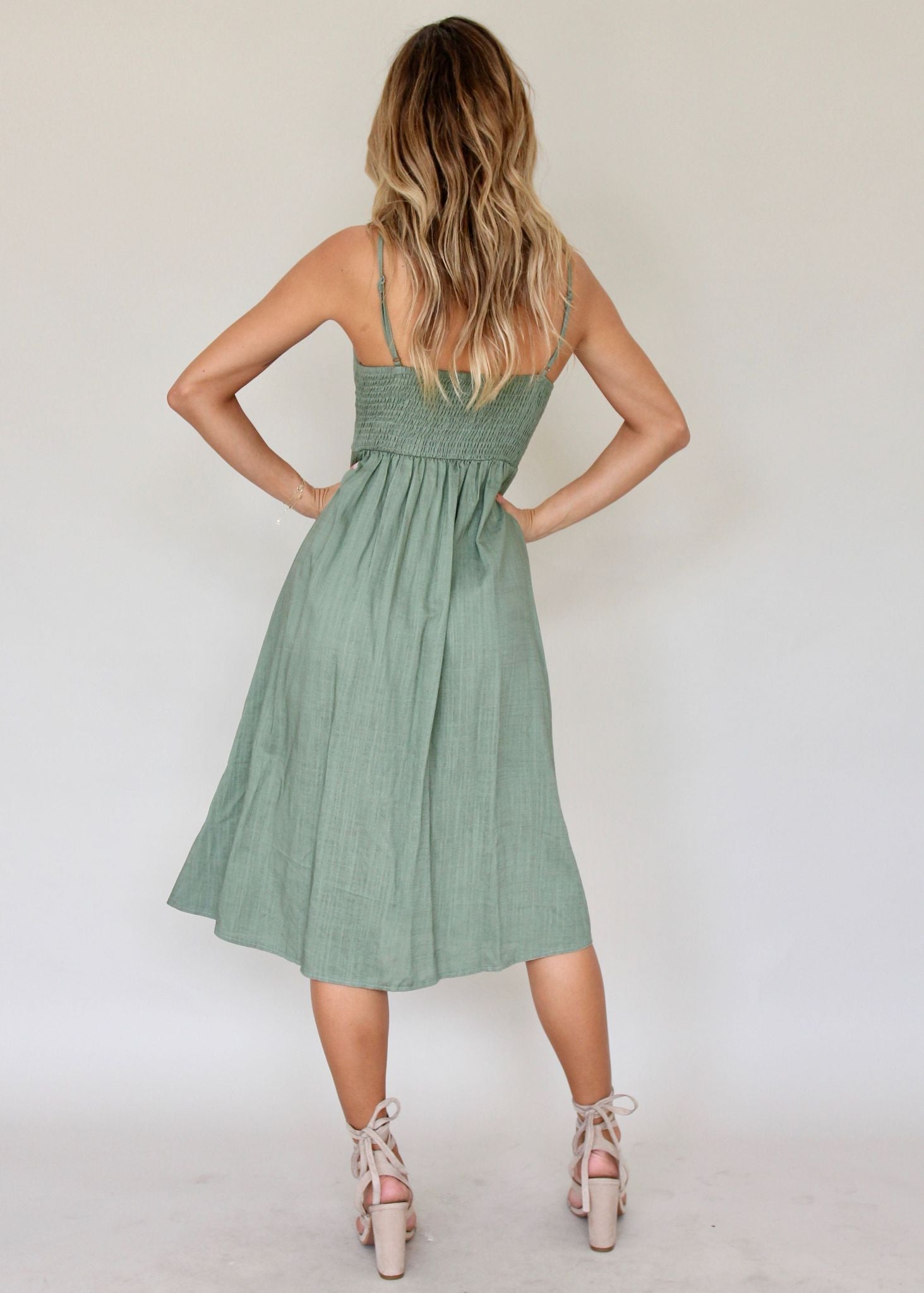 Big City Midi Dress - Khaki