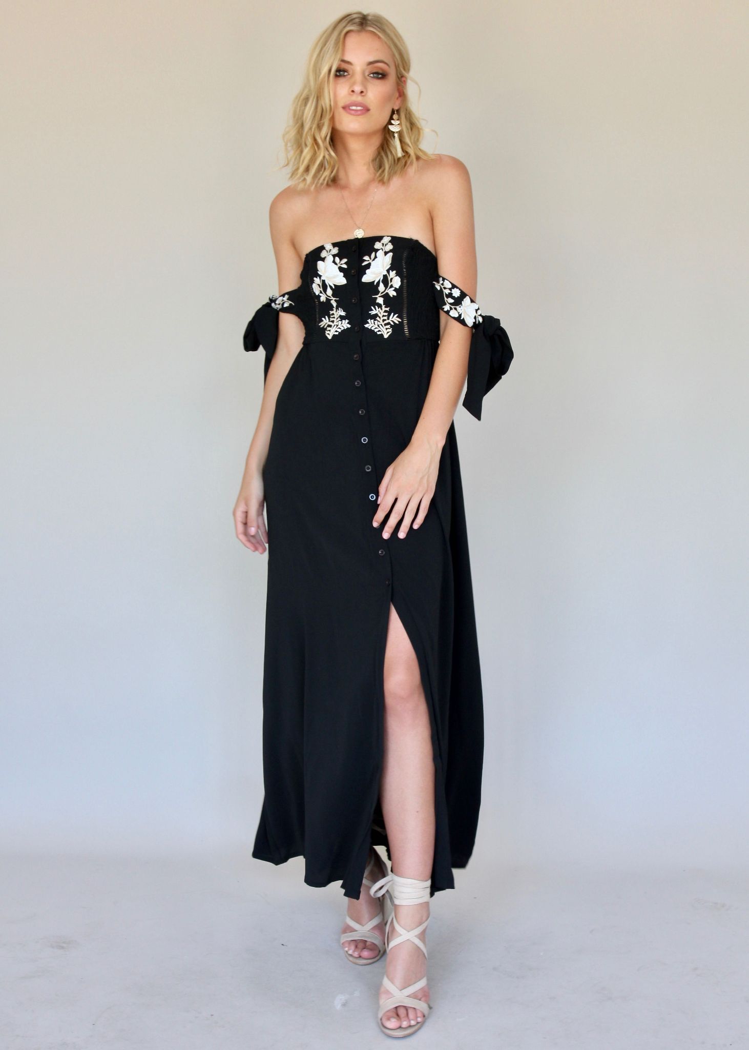 Petal In A Day Maxi Dress - Black